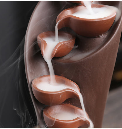 Quemador de Incienso Cascada de Cerámica - Elegancia y Relax para tu Hogar