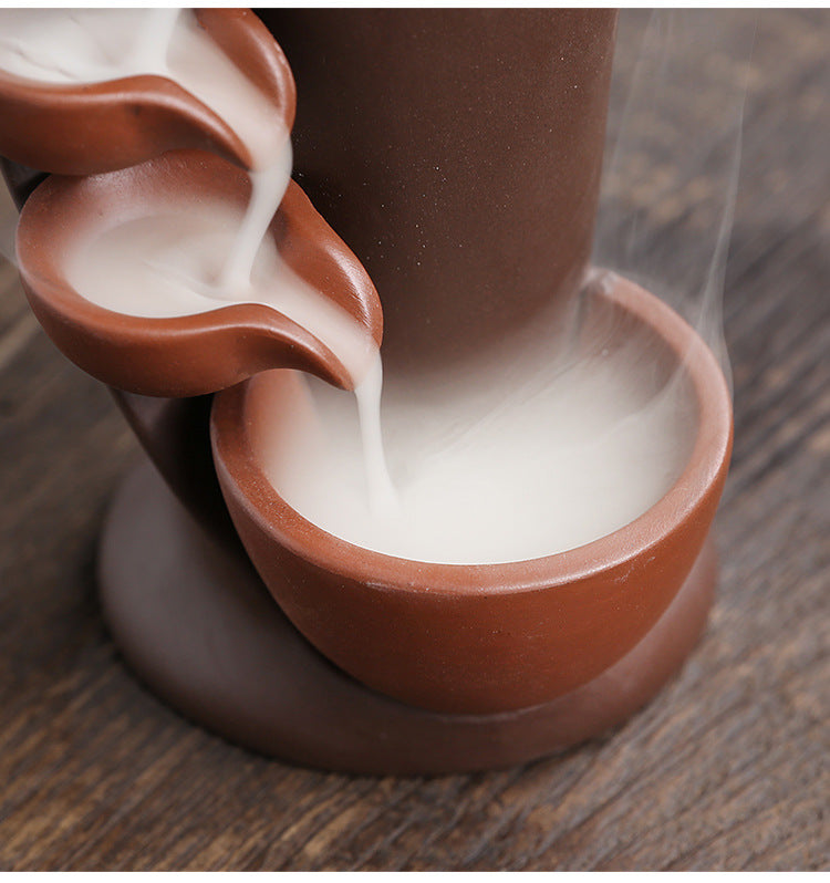 Quemador de Incienso Cascada de Cerámica - Elegancia y Relax para tu Hogar